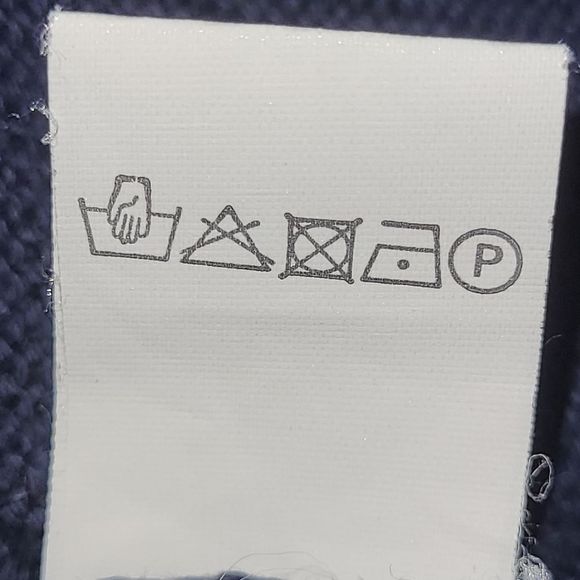 Brandy Melville Women's Long Sleeves Cotton Navy Sweater Pullover One Size - Picture 8 of 8